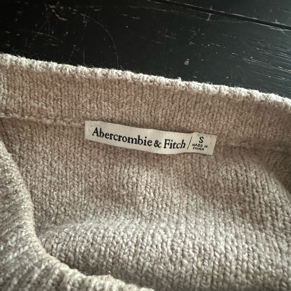 Abercrombie & Fitch Women's Cardigan - Picture 3 of 3